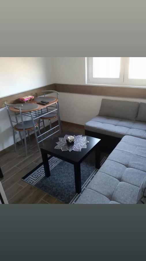 Apartmani Lukic 瓦列沃 外观 照片
